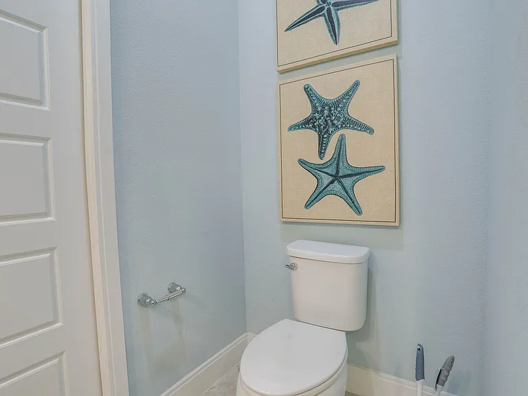 510 Captiva Dr — Photo 18