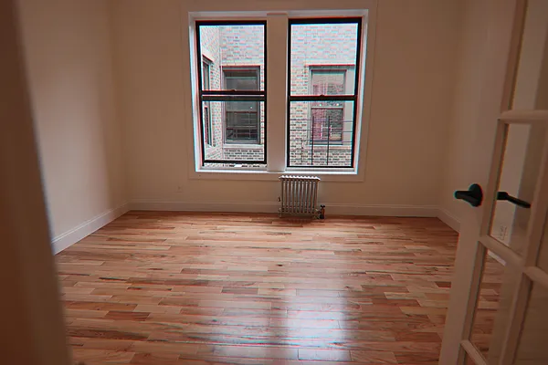 Rented by PMG Real Estate  | media 22