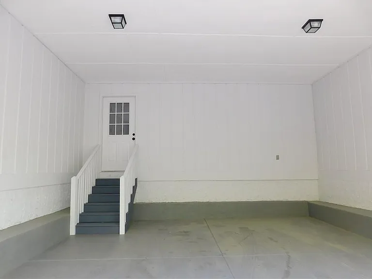 183 Laurel Heights Dr — Photo 3