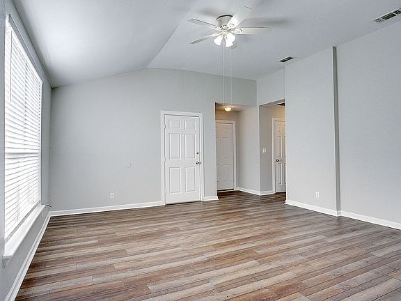 5th image of 5608 Shiloh Dr