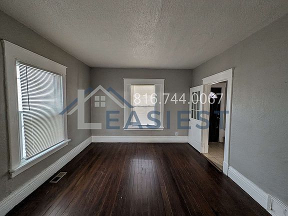 5th image of 4627 Tracy Ave