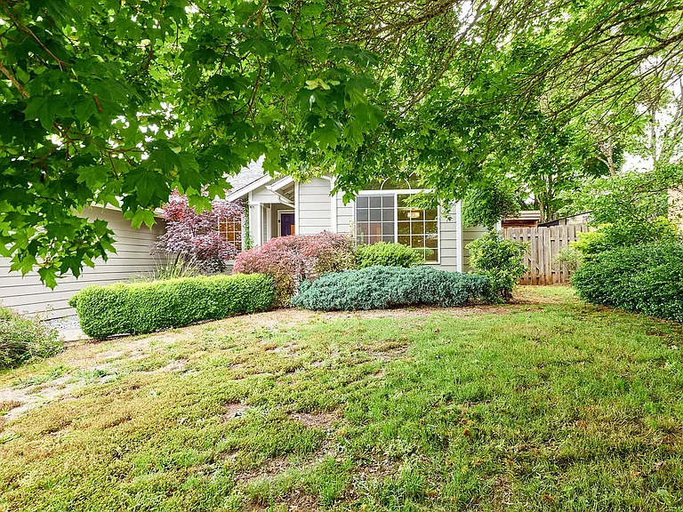 5455 Norma Ave SE — Photo 36