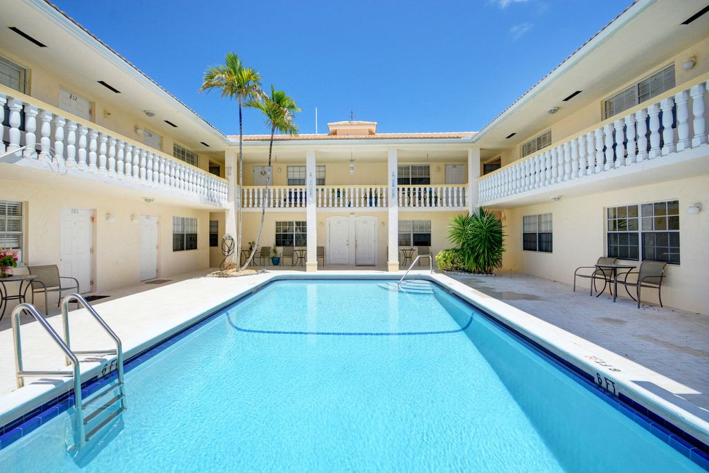 830 N Riverside Dr APT 212, Pompano Beach