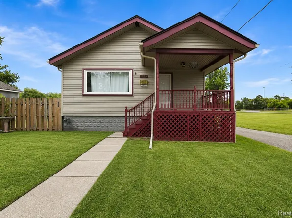 1350 Spencer St, Ferndale, MI 48220