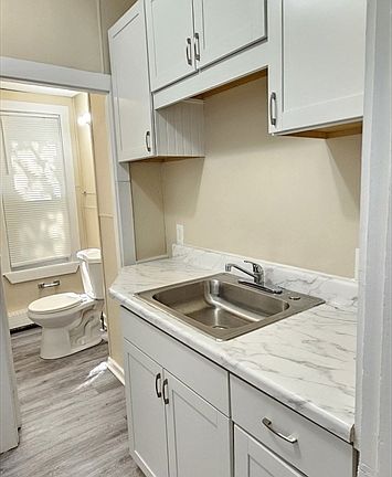 4th image of 93 Arthur St APT 2w