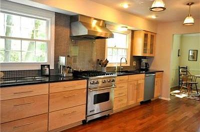 5th image of 3931 Waldenwood Dr