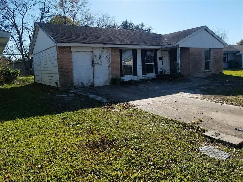 1st image of 3706 Crawford Dr