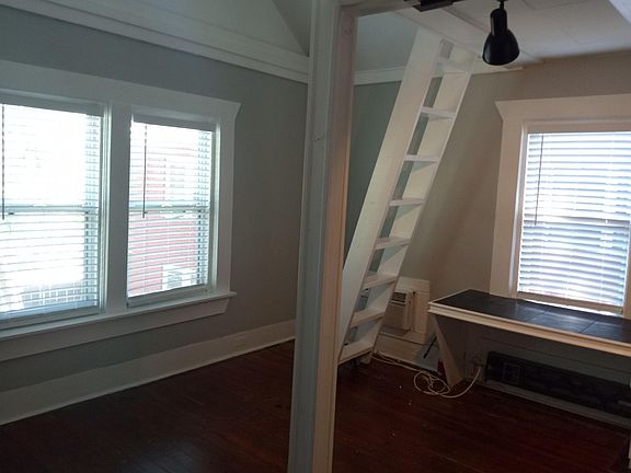2nd image of 230 7th Ave N APT 3