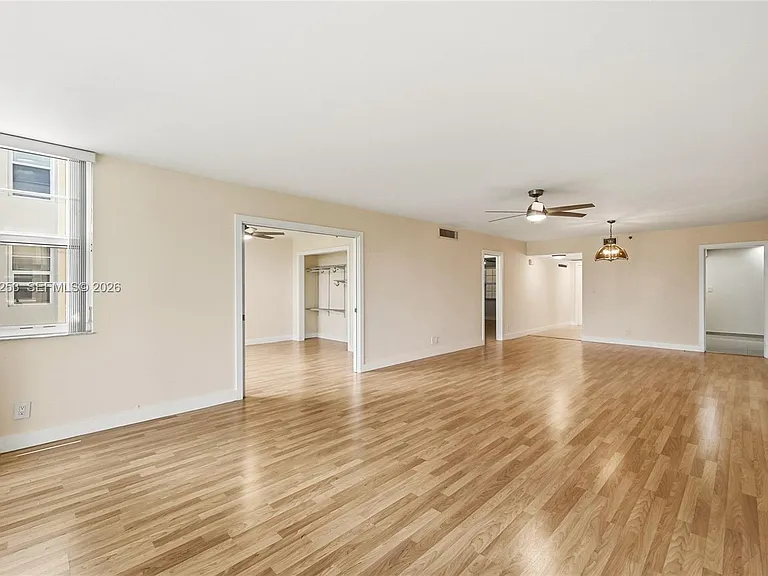 3520 Oaks Way #407 — Photo 24