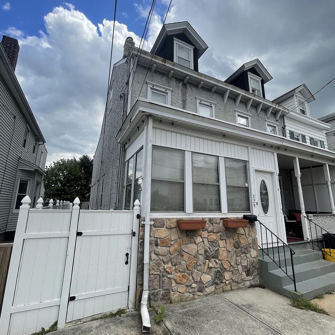 229 E Franklin St, Hamilton, NJ 08610 Zillow