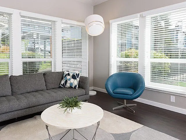 Spinnaker Apartments — Photo 31