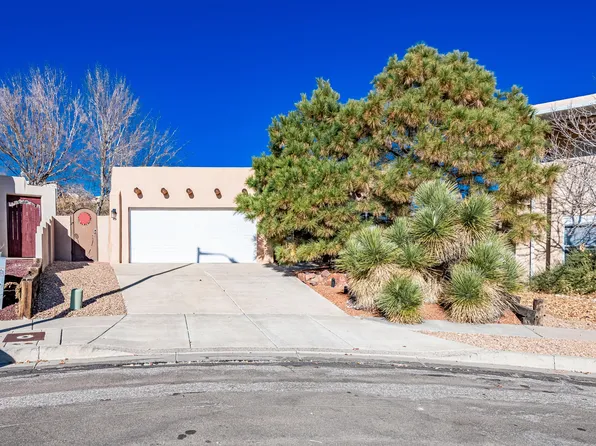 5404 Pegasus Dr NW, Albuquerque, NM 87120
