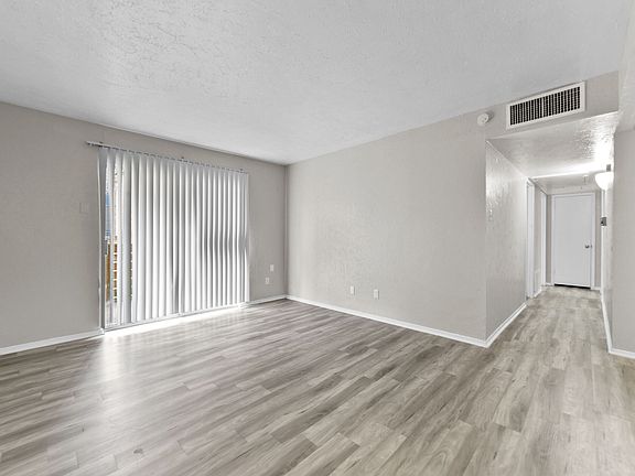 5th image of 502 Scenic Dr #715-237