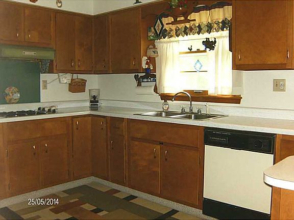 2nd image of 1201 Bowman Dr