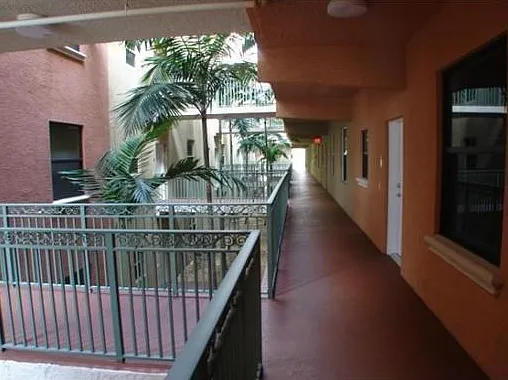 1640 Presidential Way #A-201 — Photo 2