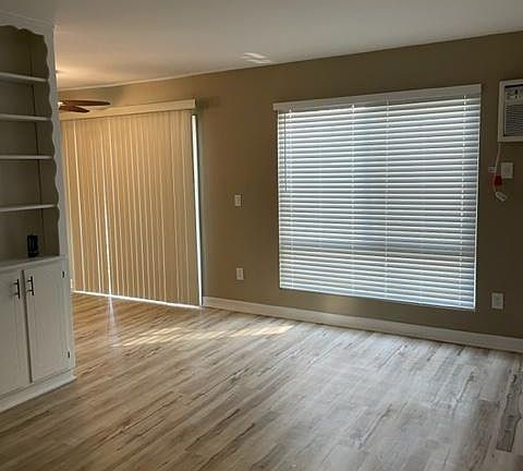3rd image of 4211 Central Ave APT 11