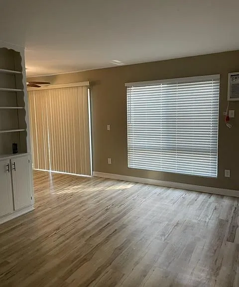4211 Central Ave #1 — Photo 4