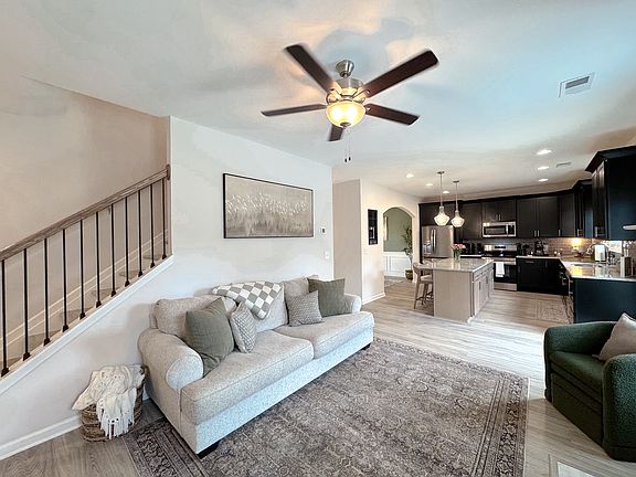 5th image of 16 Quail Run Ct