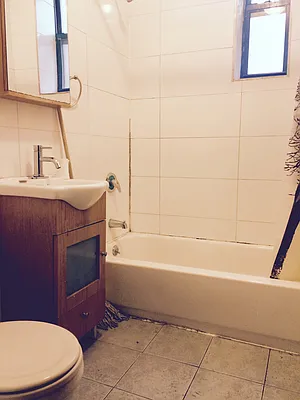 Rented by Sam Tabak | media 42