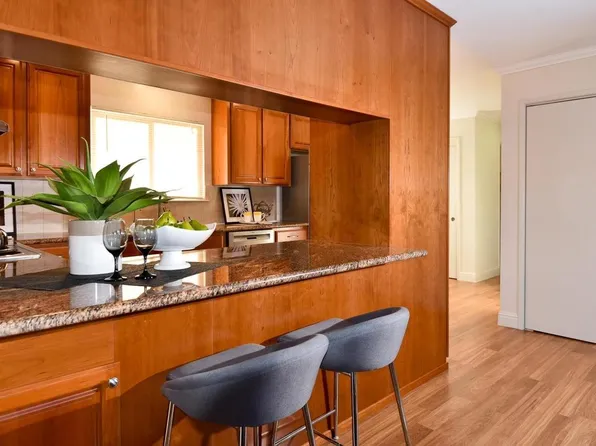 6557 Crown Blvd, San Jose, CA 95120