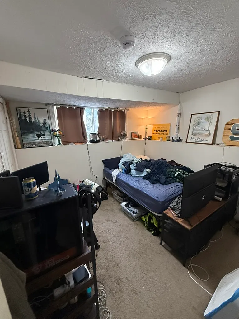 5 bed, 1440 sqft, $3,500 — Photo 3