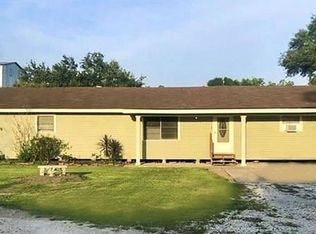 508 Main St, Iowa, LA 70647