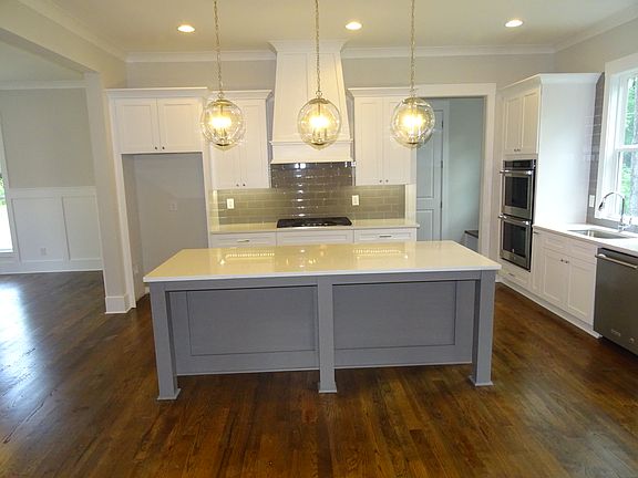 4th image of 2756 Bridgegate Trce NE