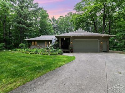 2332 N Spruce Ridge Dr, Midland, MI, 48642