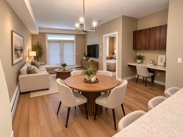 2300 S Evanston Sq NW #104, Calgary, AB T3P 0G8