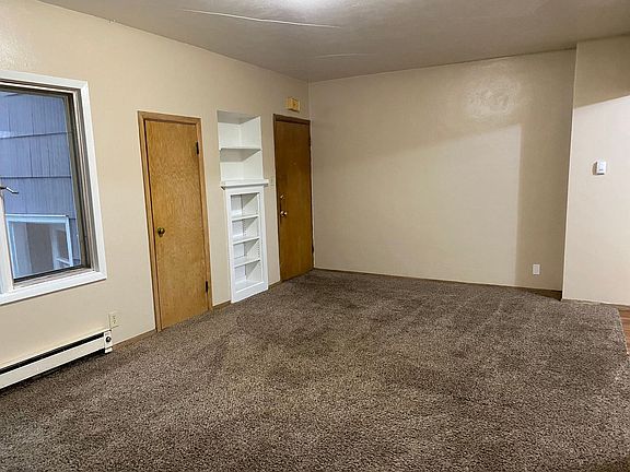 5th image of 227 Central Ave S APT 4