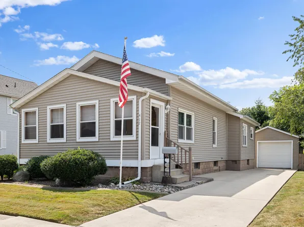 412 Woodson St, La Porte, IN 46350