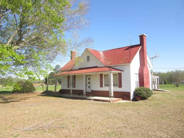 165 Christmas Light Rd, Kenly, NC 27542