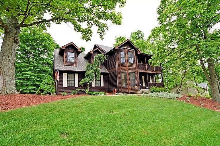 1st image of 1553 Greenlawn Way