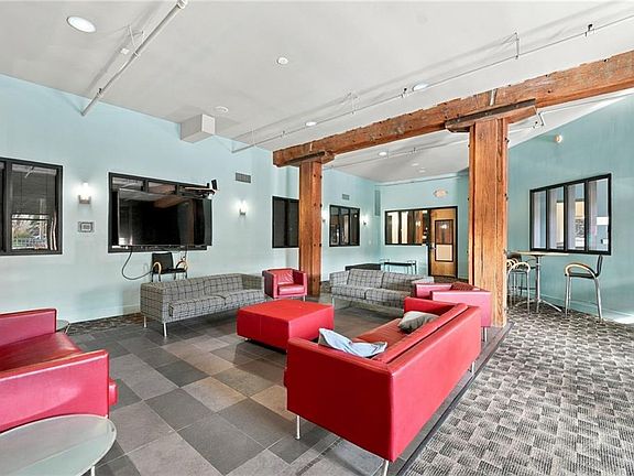 4th image of 200 Main St APT 510