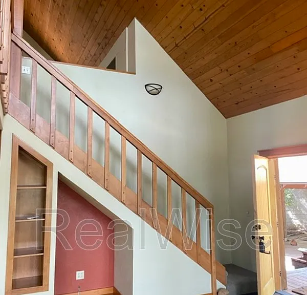 1711 Apache Dr — Photo 8