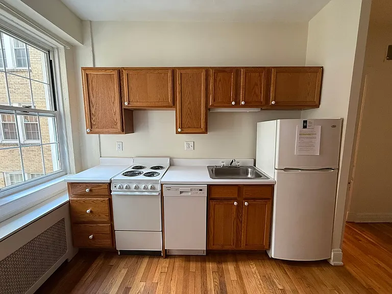 New King Edward Apartments — Photo 42