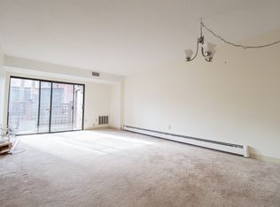 64 Centre St #7B, Brookline, MA 02446