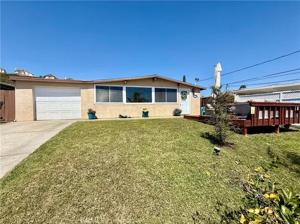 9844 Ivanho St, Spring Valley, CA 91977