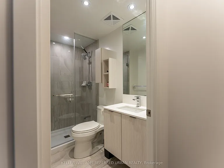 195 Redpath Ave #1012 — Photo 9