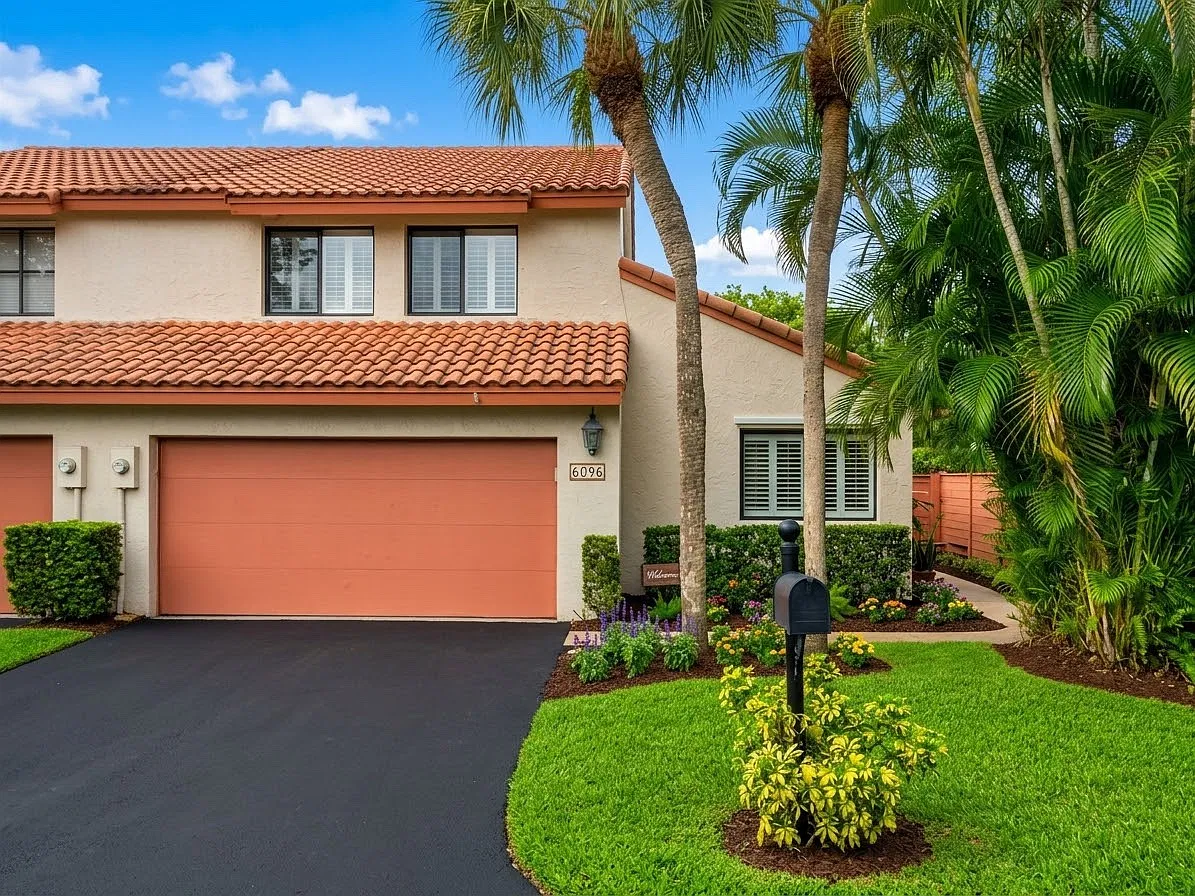 3 bed, 2.5 bath, 1721 sqft, $3,950 — Photo 1