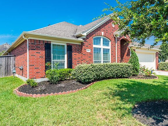 2nd image of 14831 Meridian Park Ln
