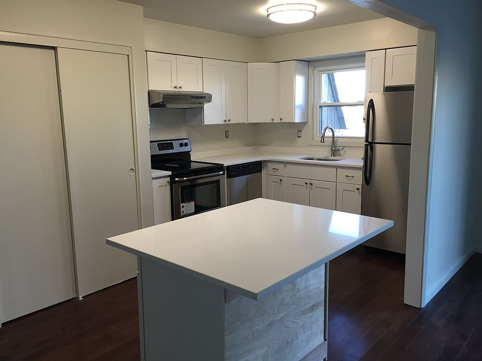 2nd image of 404 5th Ave APT 104