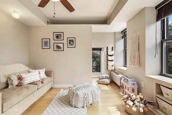 Sold by Corcoran | media 22
