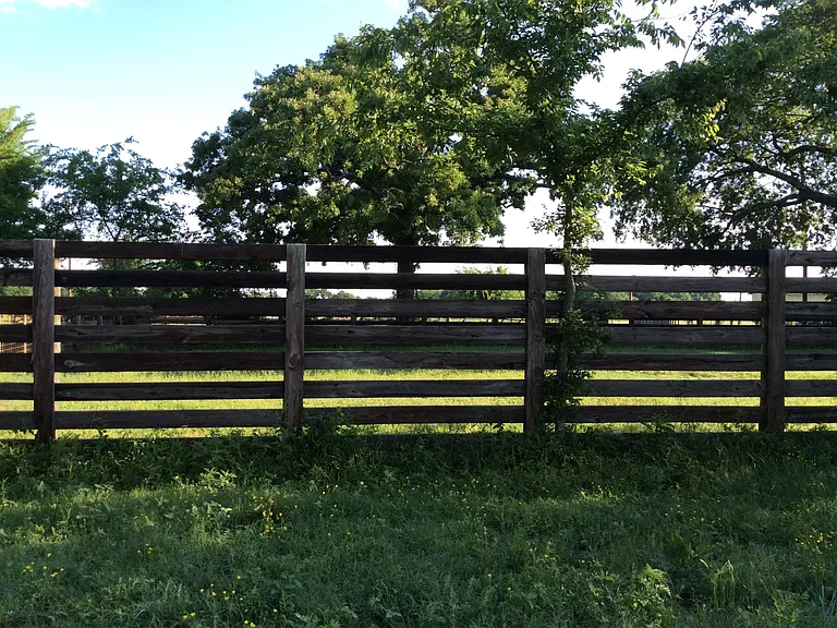 6937 CR109B — Photo 16