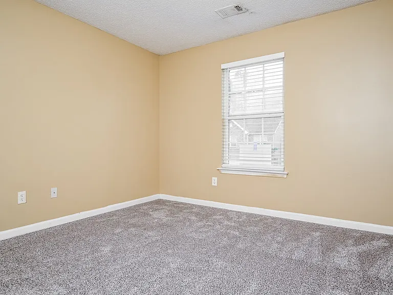 1876 Simmons Ln — Photo 12