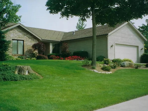 10030 Woodland Rdg W, Fort Wayne, IN 46804