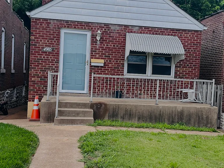 4985 Arsenal St — Photo 5