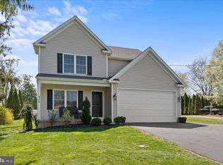 824 Hopeland Rd, Lititz, PA 17543
