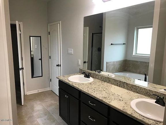 4th image of 14114 Harley Dr #D