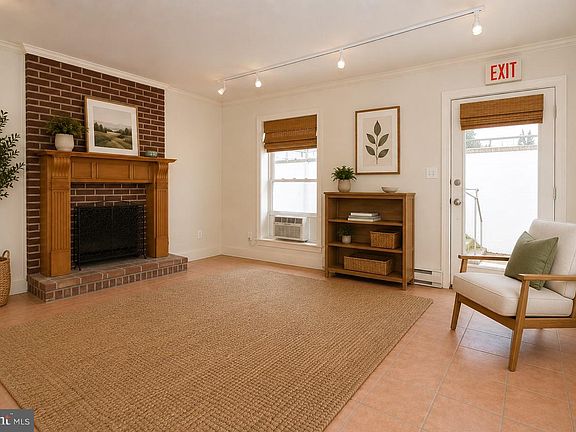 2nd image of 2 E Federal St #Basement